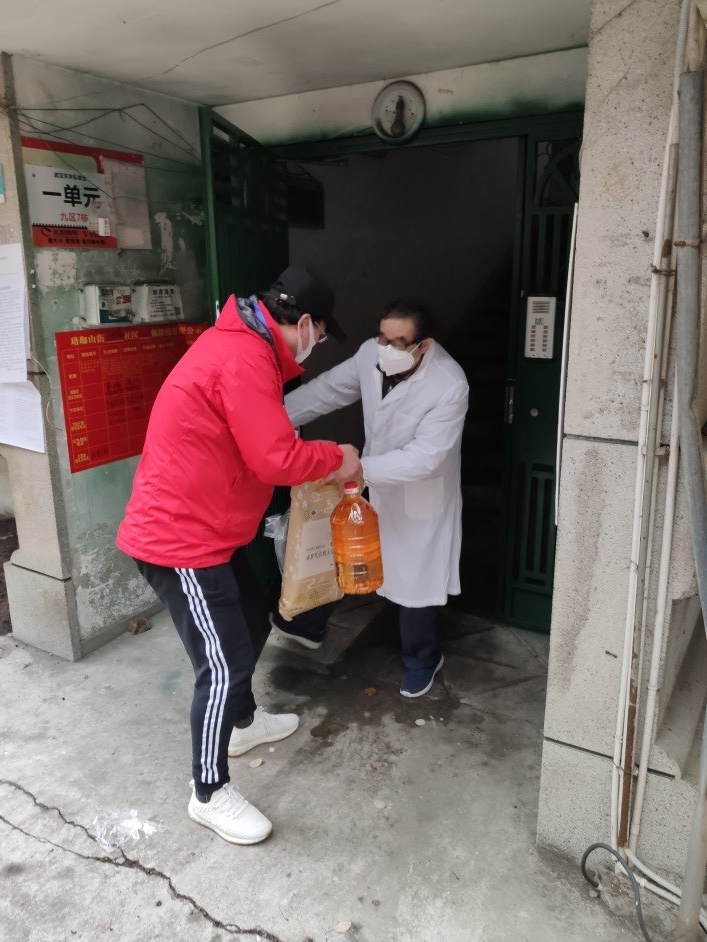 杜院长.jpg 杜院长.jpg