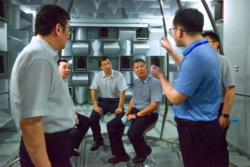 clip_image005.jpg clip_image005.jpg