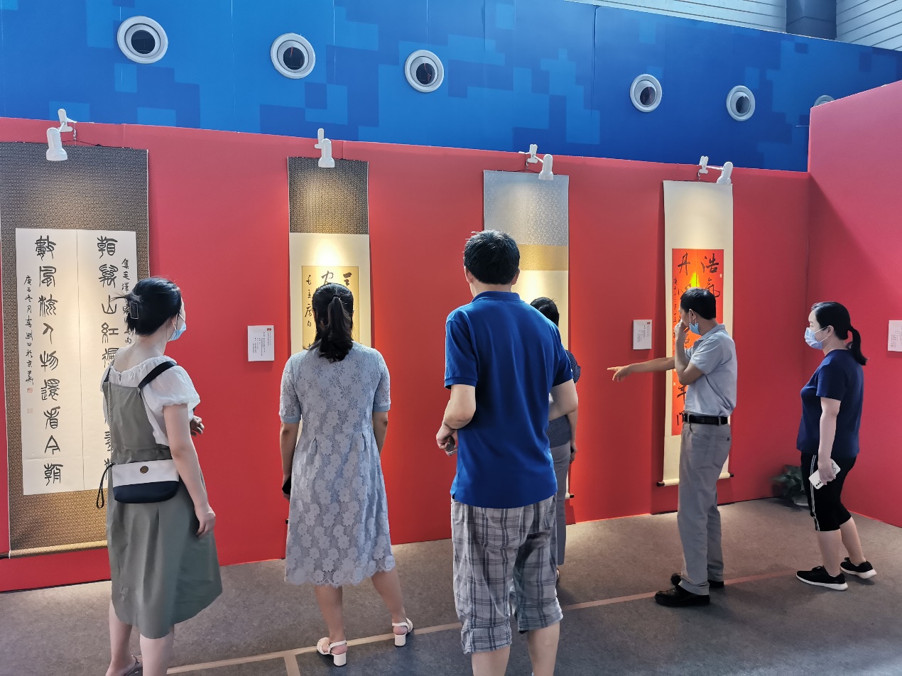 clip_image005.jpg clip_image005.jpg