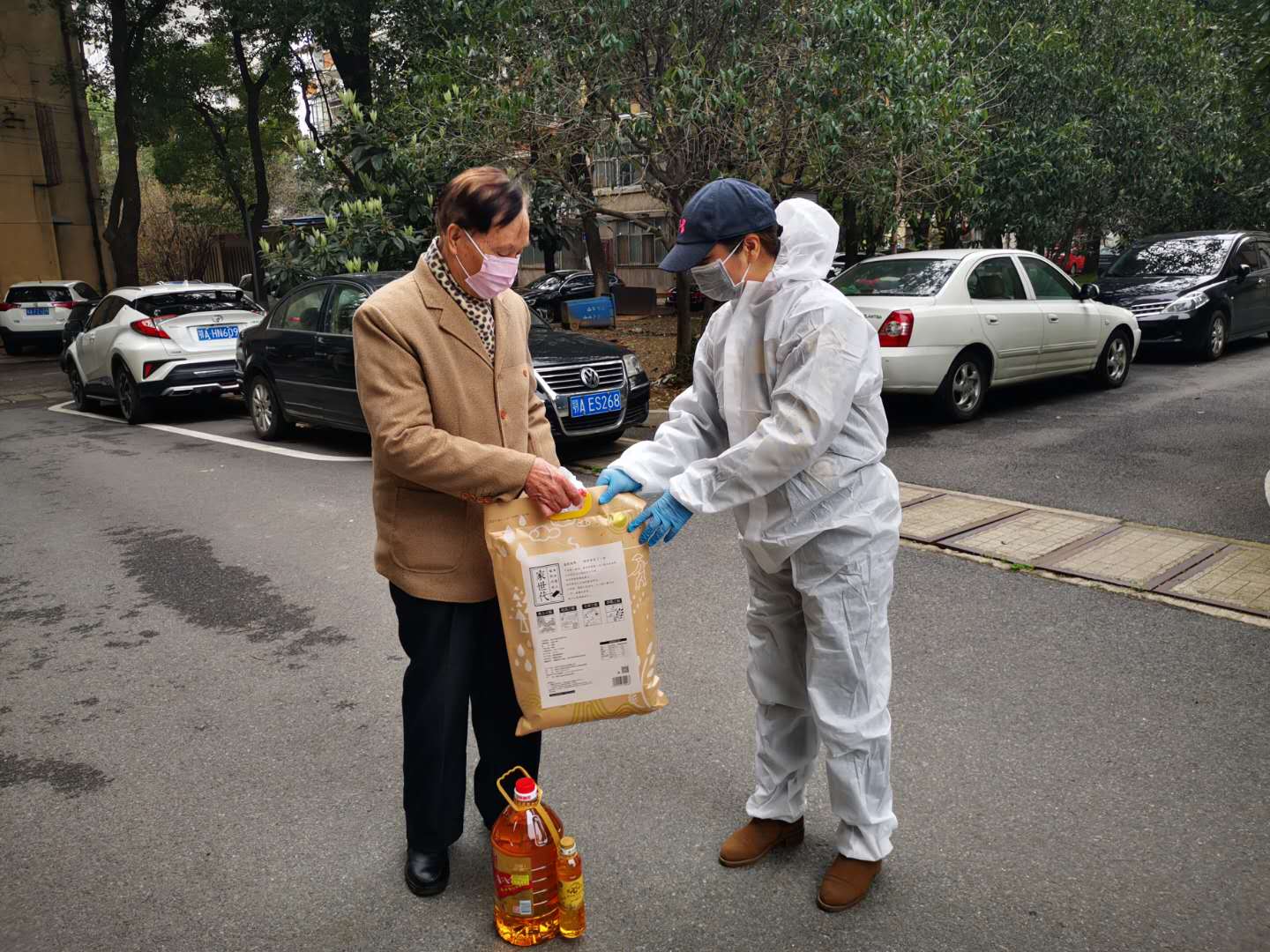 clip_image004.jpg clip_image004.jpg