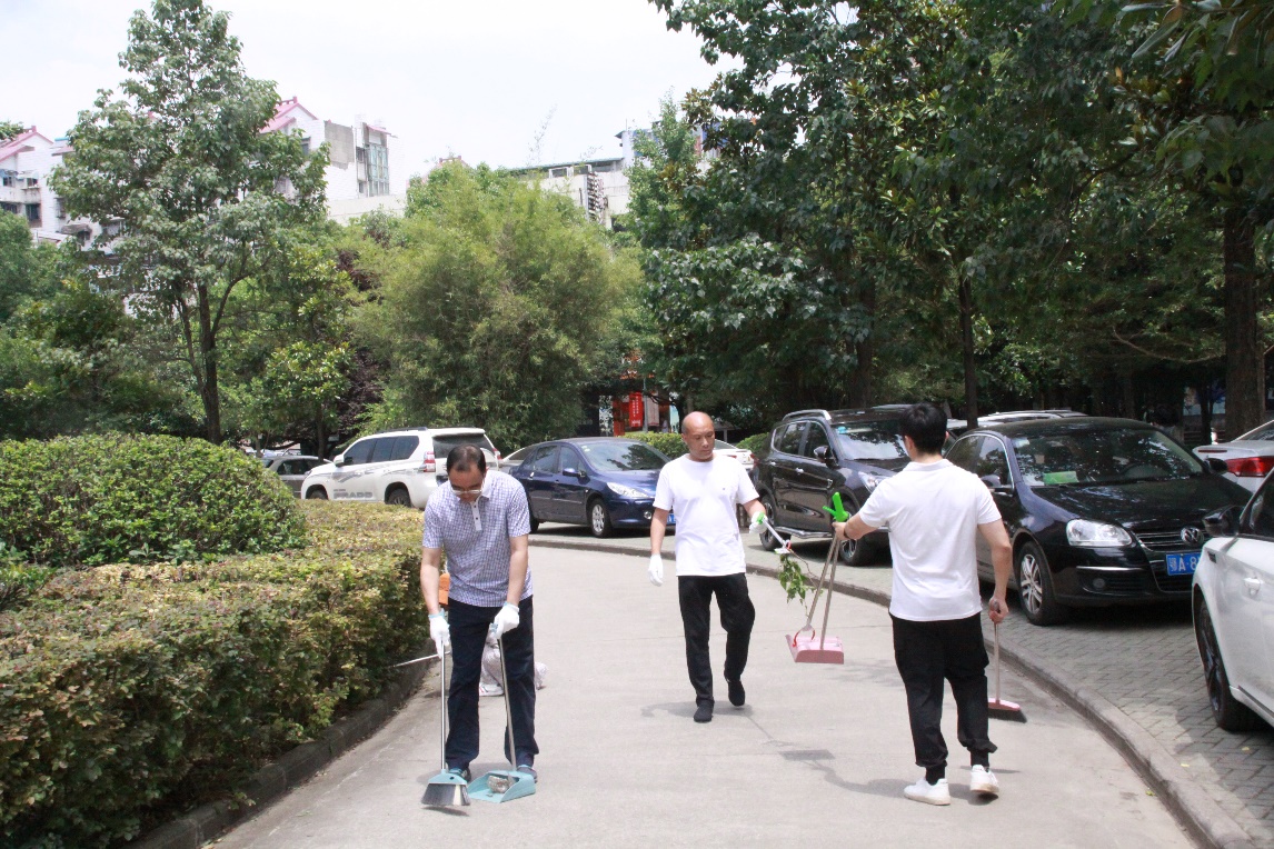 clip_image005.jpg clip_image005.jpg